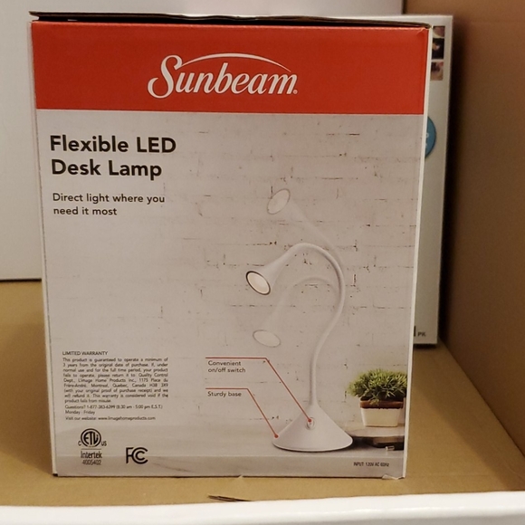 Sunbeam LED flexible desk lamp - Picture 4 of 5